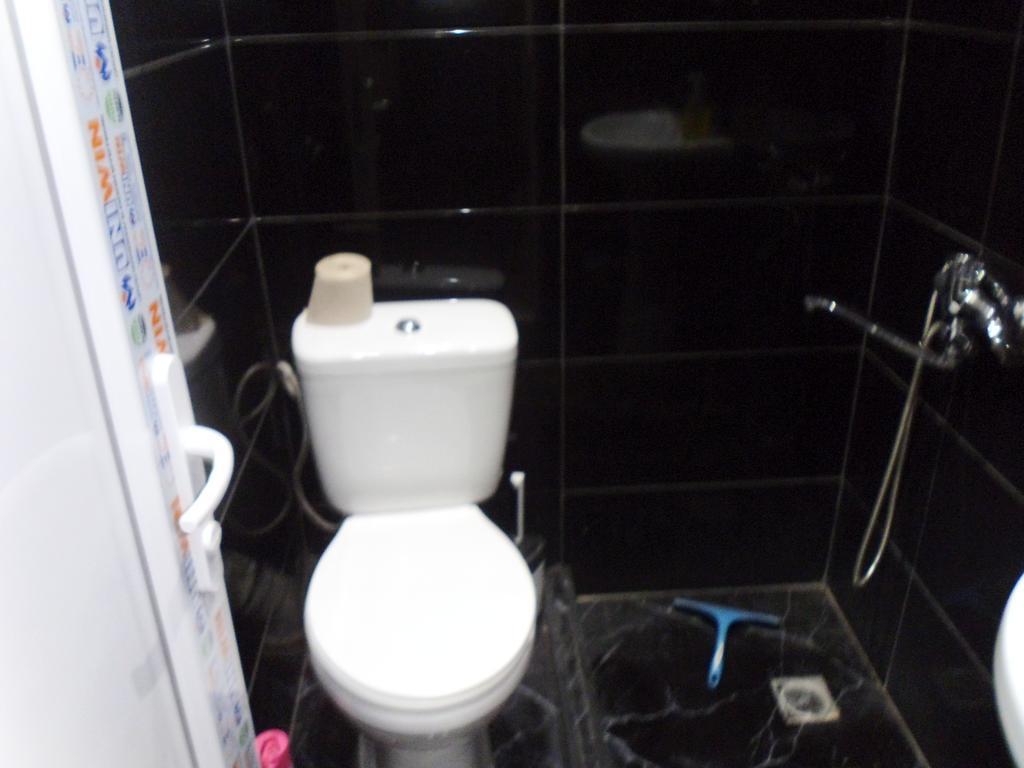 ホテル Private House In バトゥーミ 部屋 写真