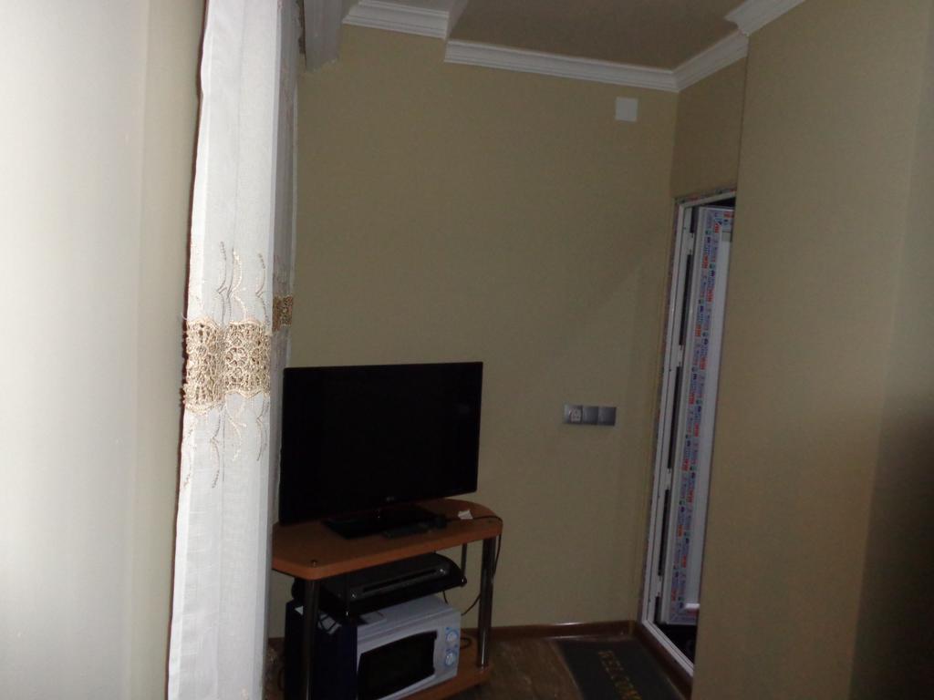 ホテル Private House In バトゥーミ 部屋 写真
