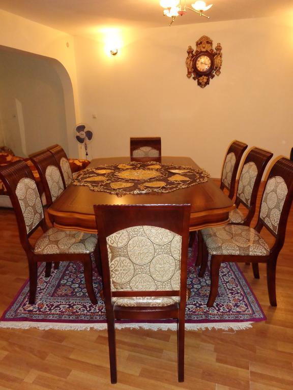 ホテル Private House In バトゥーミ 部屋 写真
