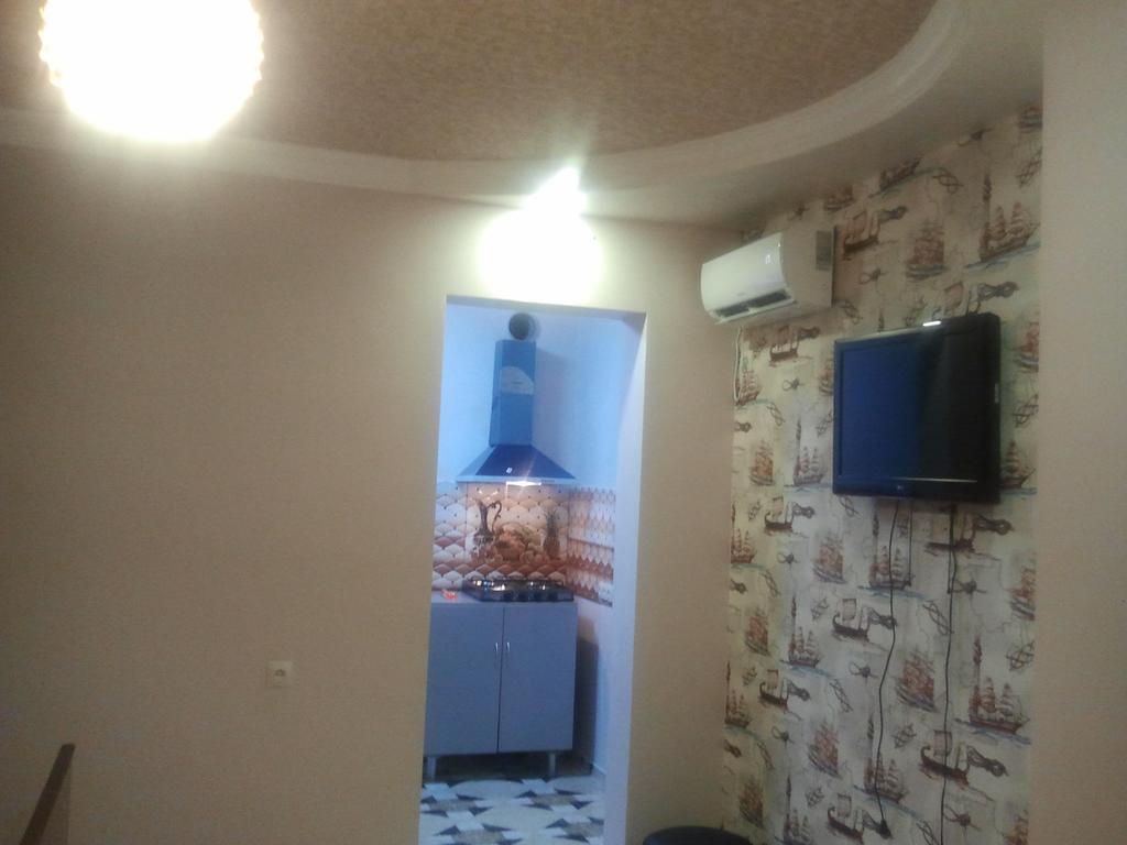 ホテル Private House In バトゥーミ エクステリア 写真
